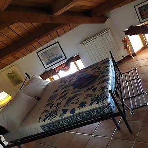 Camera con letto king size